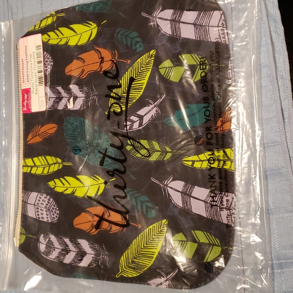Thirty-one studio flap
